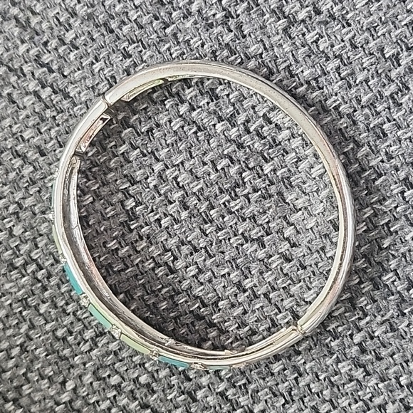 Avon Bracelet - Picture 3 of 5